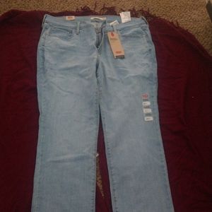 Levi's women's classic straight jeans size 18w m